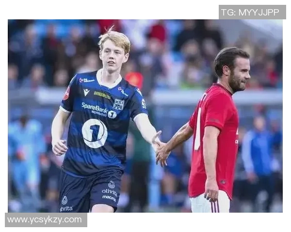 足球明星的爱情传奇与情感纠葛背后的故事揭秘